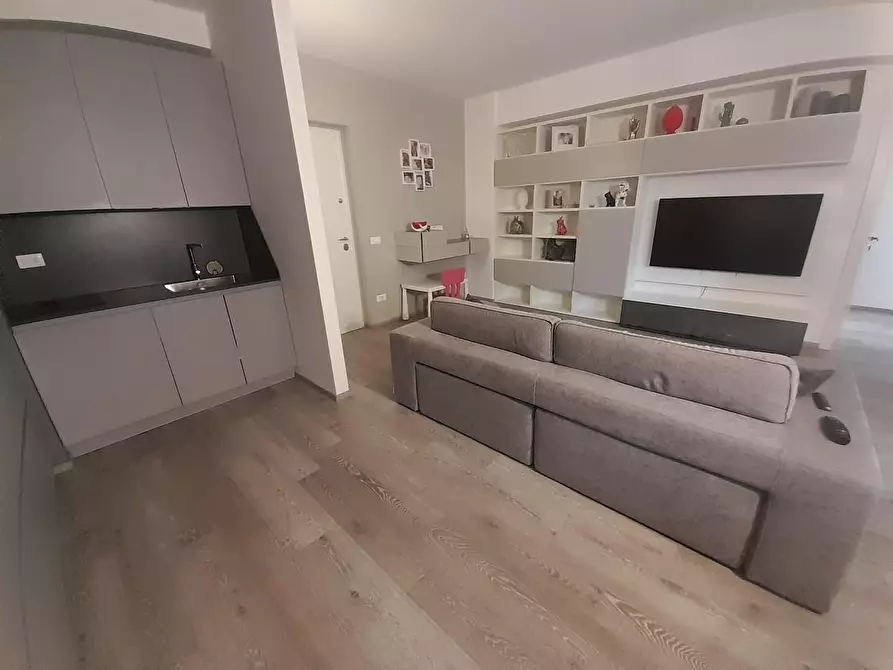 Immagine 6 di Appartamento in vendita  a Massa