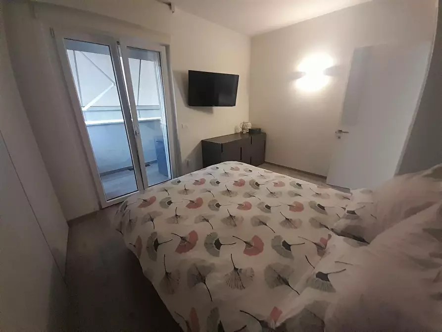 Immagine 14 di Appartamento in vendita  a Massa