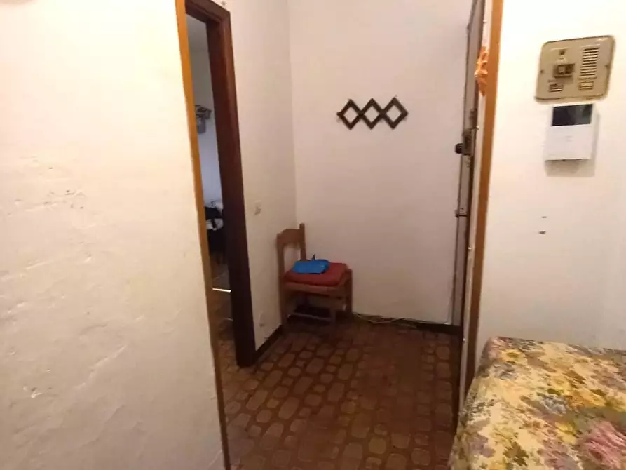 Immagine 17 di Appartamento in vendita  a Carrara