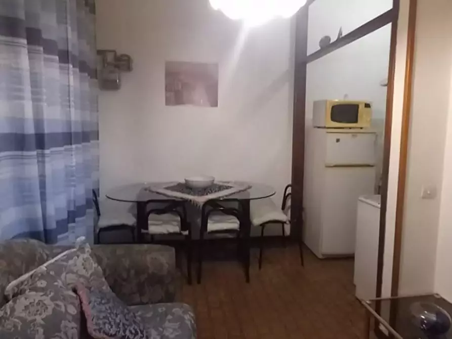 Immagine 8 di Appartamento in vendita  a Carrara