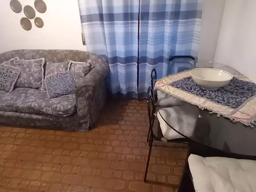 Immagine 4 di Appartamento in vendita  a Carrara