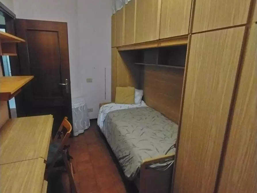 Immagine 15 di Appartamento in vendita  a Massa