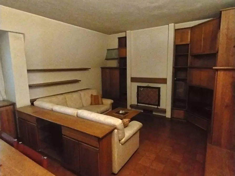 Immagine 6 di Appartamento in vendita  a Massa