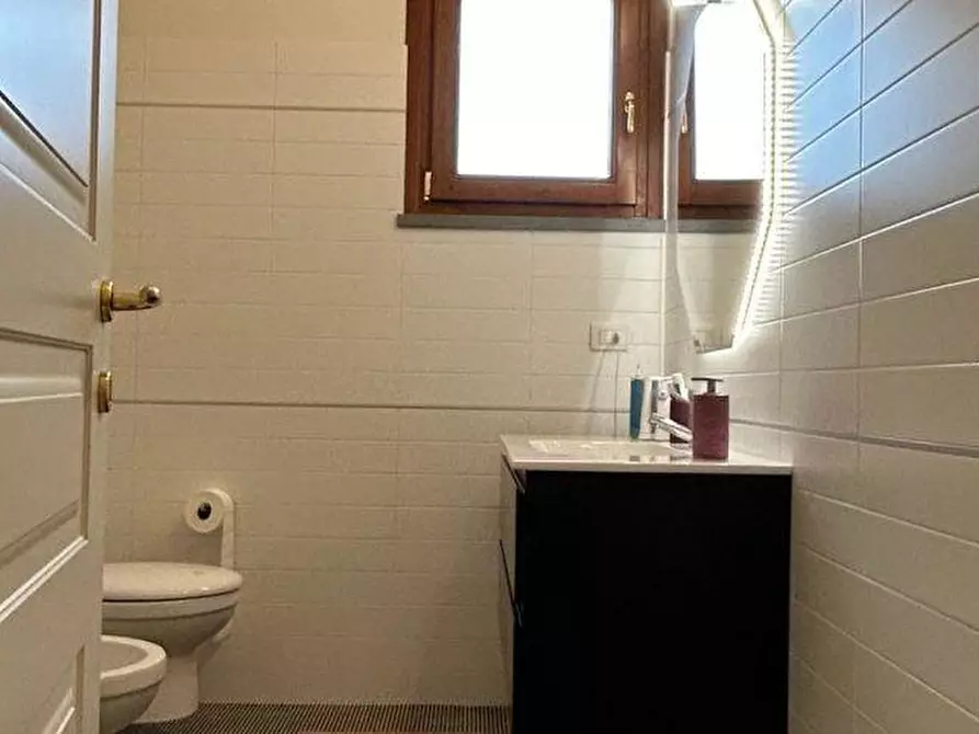 Immagine 6 di Appartamento in vendita  a Empoli