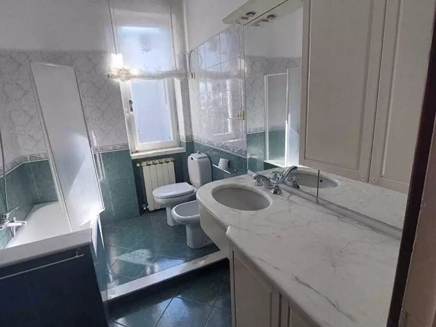 Immagine 9 di Appartamento in vendita  a Ortonovo