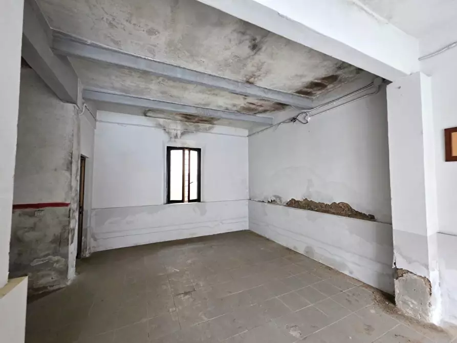 Immagine 7 di Locale commerciale in vendita  a Santa Croce Sull'arno