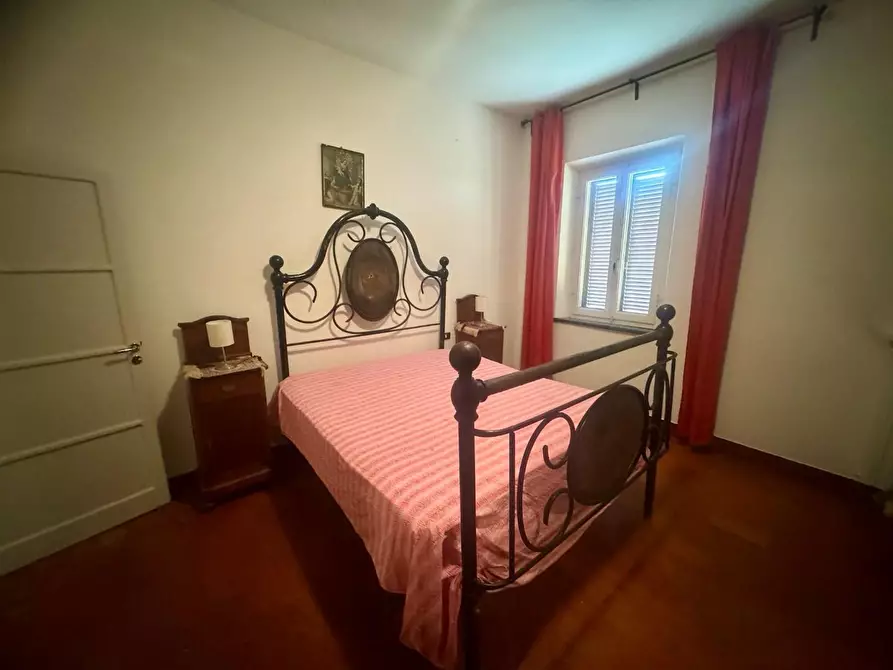 Immagine 16 di Casa colonica in vendita  a Pontedera