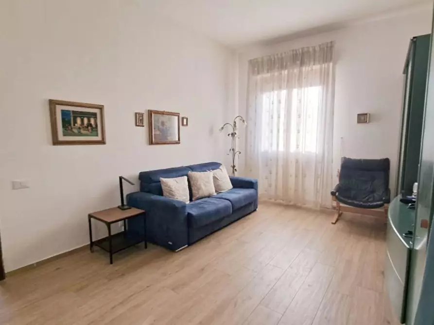 Immagine 3 di Appartamento in vendita  a Viareggio