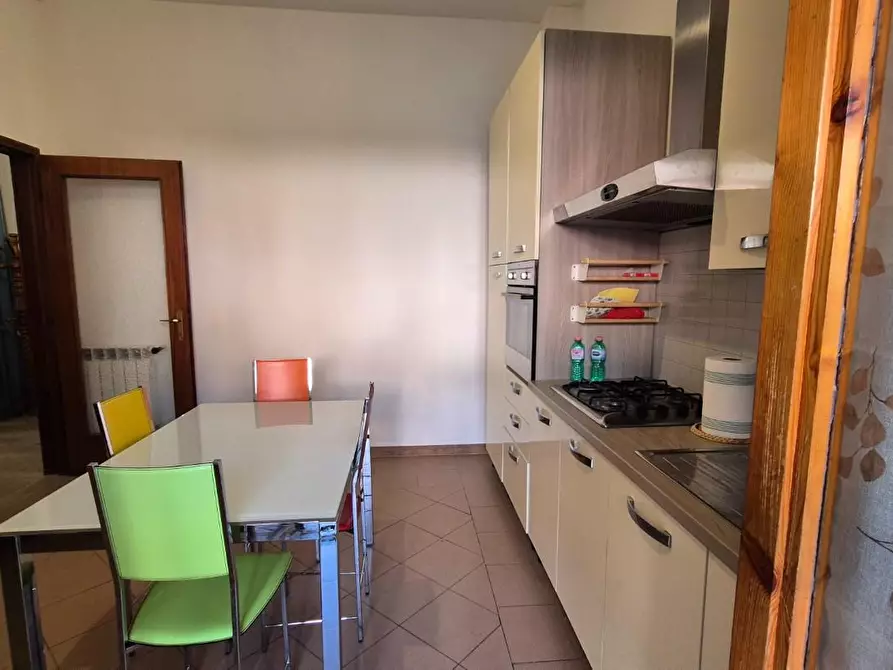 Immagine 17 di Appartamento in vendita  a Viareggio