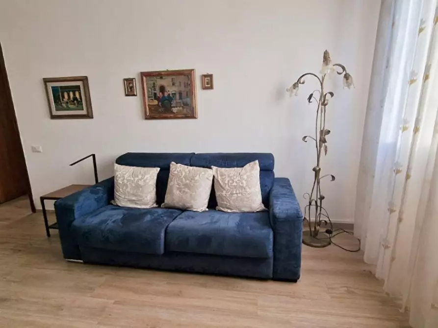 Immagine 4 di Appartamento in vendita  a Viareggio