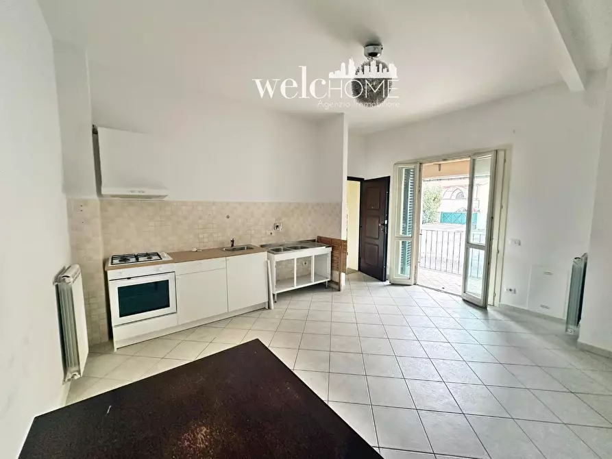 Immagine 33 di Appartamento in vendita  a Campi Bisenzio