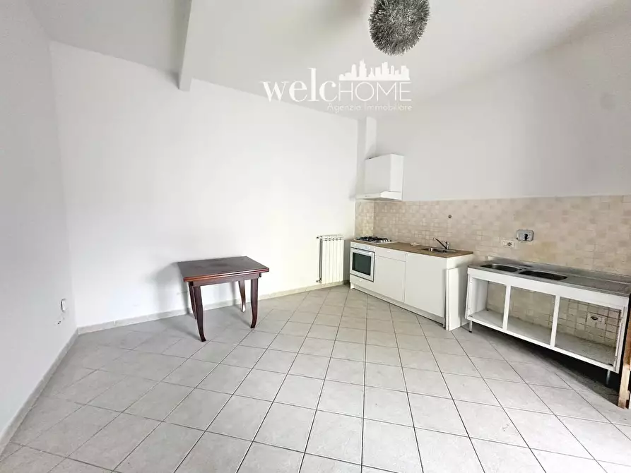 Immagine 32 di Appartamento in vendita  a Campi Bisenzio