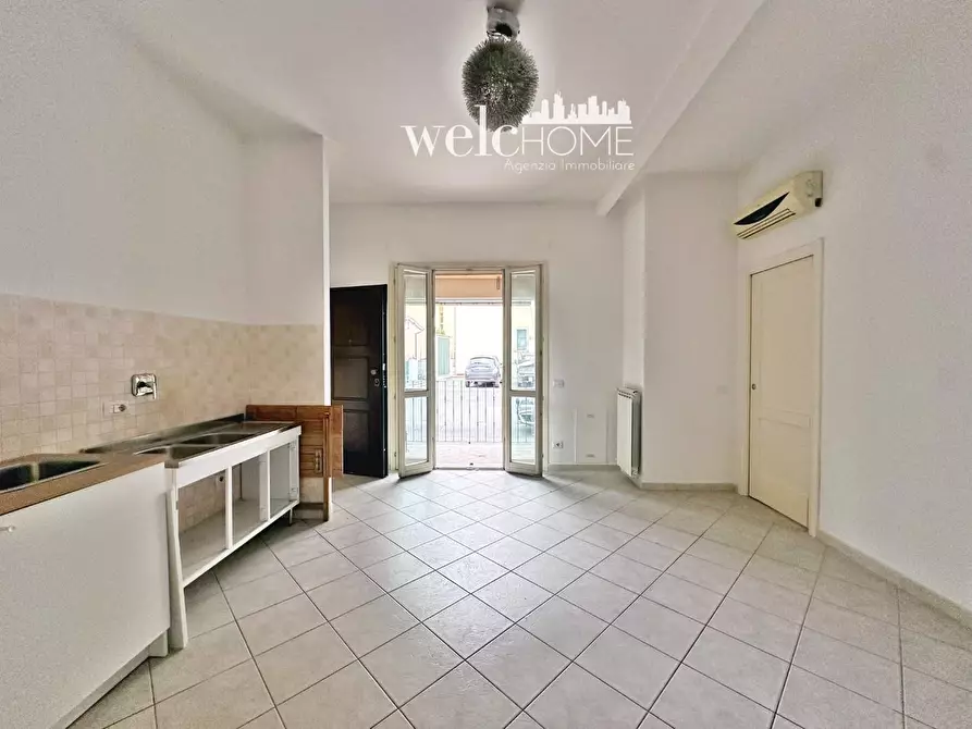 Immagine 34 di Appartamento in vendita  a Campi Bisenzio