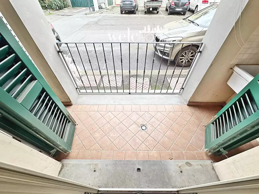 Immagine 21 di Appartamento in vendita  a Campi Bisenzio