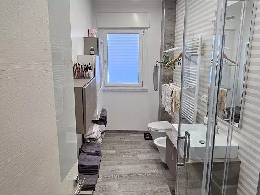 Immagine 22 di Appartamento in vendita  a Massa