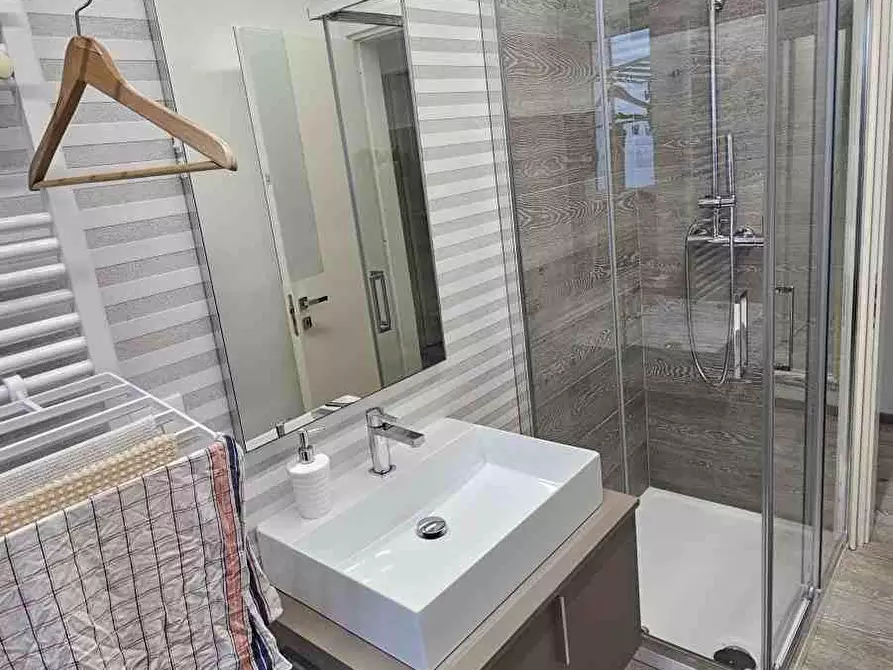 Immagine 23 di Appartamento in vendita  a Massa