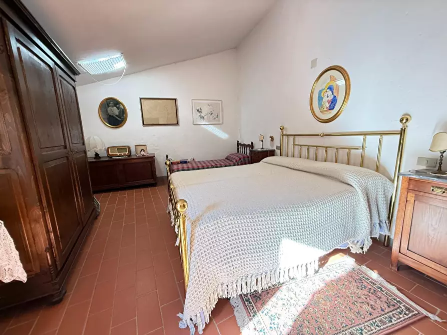 Immagine 21 di Rustico / casale in vendita  a Chianni