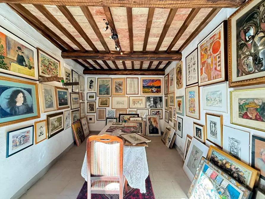 Immagine 27 di Rustico / casale in vendita  a Chianni