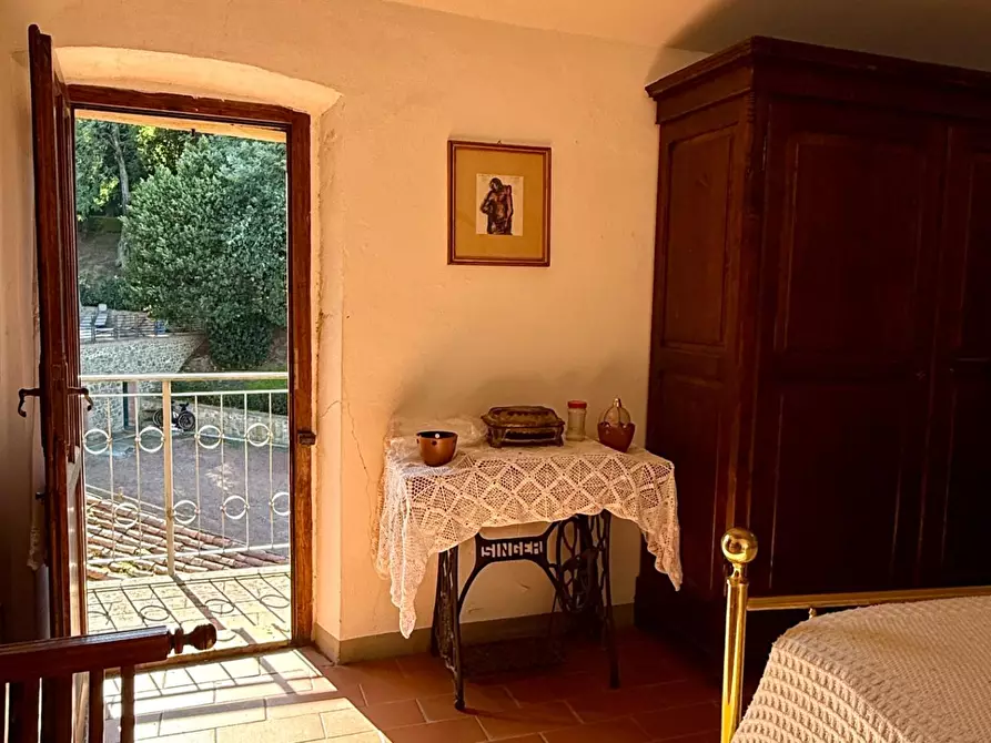 Immagine 24 di Rustico / casale in vendita  a Chianni