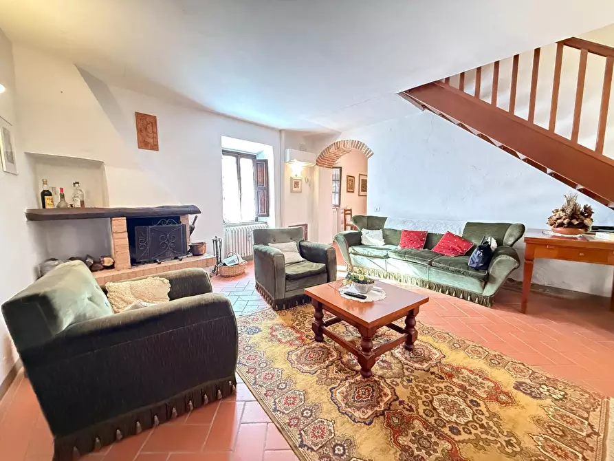 Immagine 8 di Rustico / casale in vendita  a Chianni