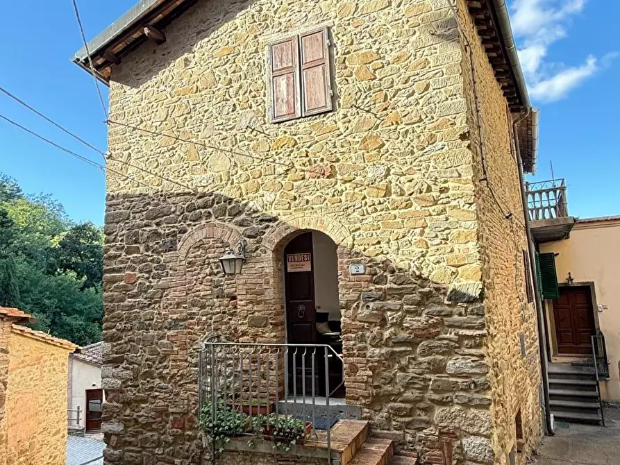 Immagine 3 di Rustico / casale in vendita  a Chianni