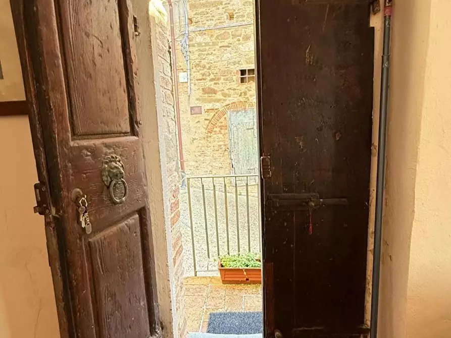 Immagine 4 di Rustico / casale in vendita  a Chianni