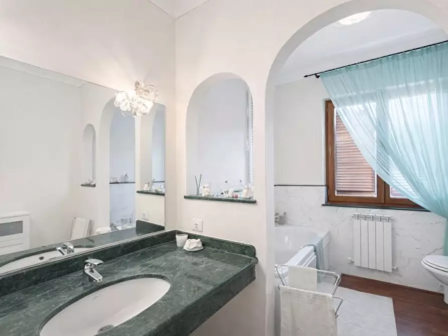 Immagine 10 di Terratetto in vendita  a Pisa