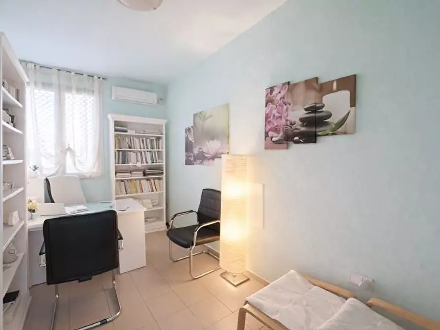 Immagine 22 di Terratetto in vendita  a Pisa