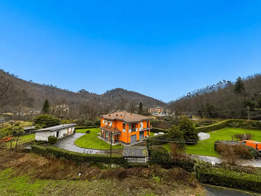 Immagine 9 di Mansarda in vendita  a Riccò Del Golfo Di Spezia