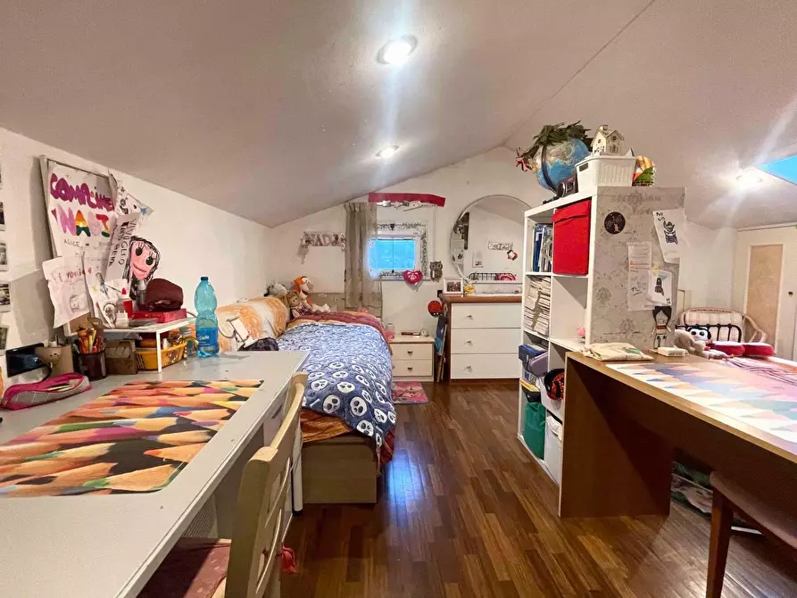 Immagine 15 di Mansarda in vendita  a Riccò Del Golfo Di Spezia