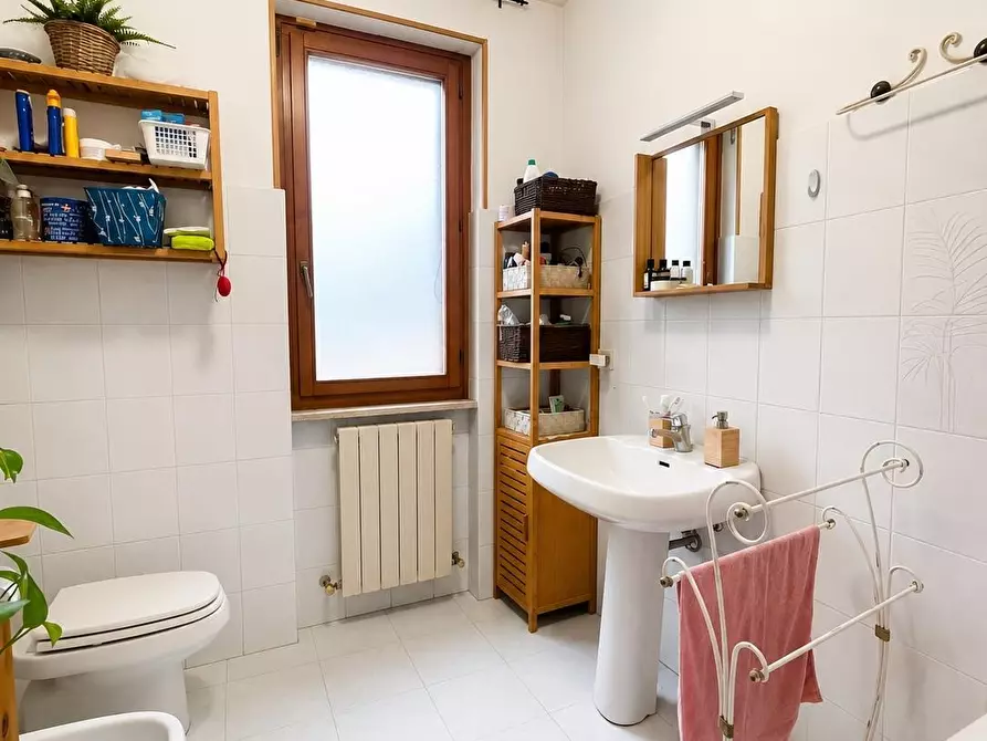 Immagine 13 di Mansarda in vendita  a Riccò Del Golfo Di Spezia