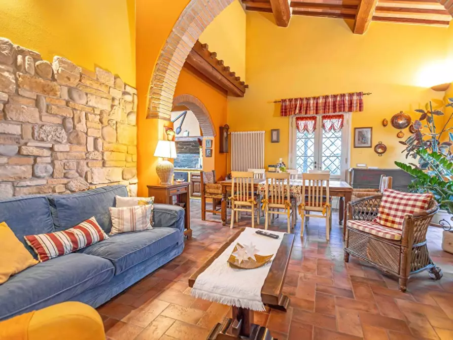 Immagine 7 di Villa in vendita  a Fucecchio