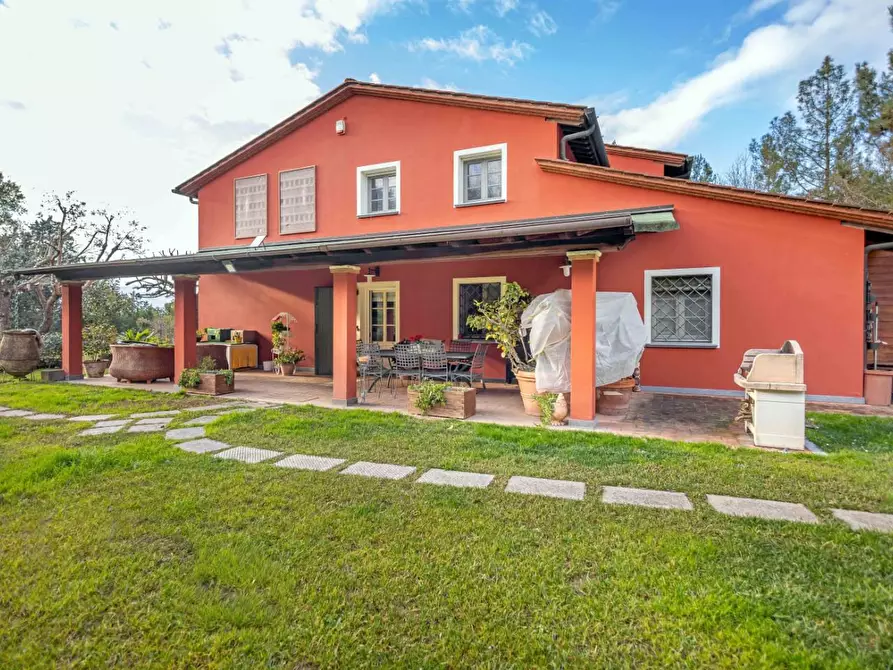 Immagine 23 di Villa in vendita  a Fucecchio