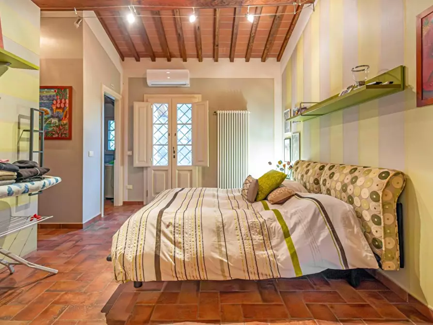 Immagine 37 di Villa in vendita  a Fucecchio