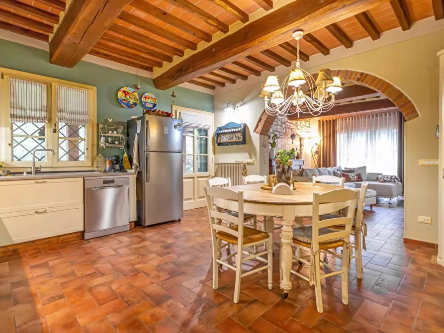 Immagine 49 di Villa in vendita  a Fucecchio