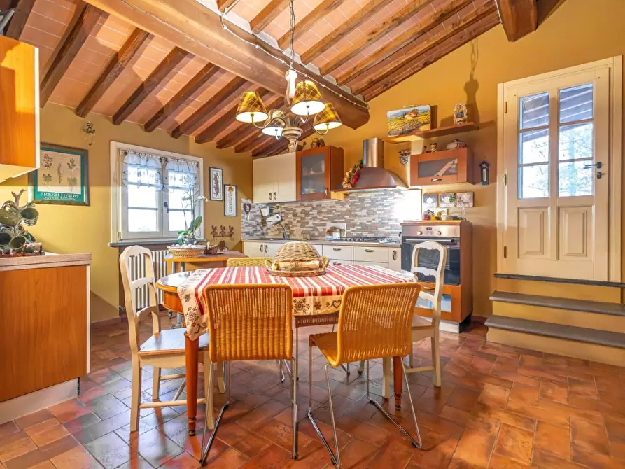 Immagine 42 di Villa in vendita  a Fucecchio