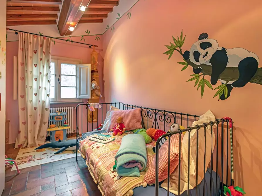 Immagine 38 di Villa in vendita  a Fucecchio