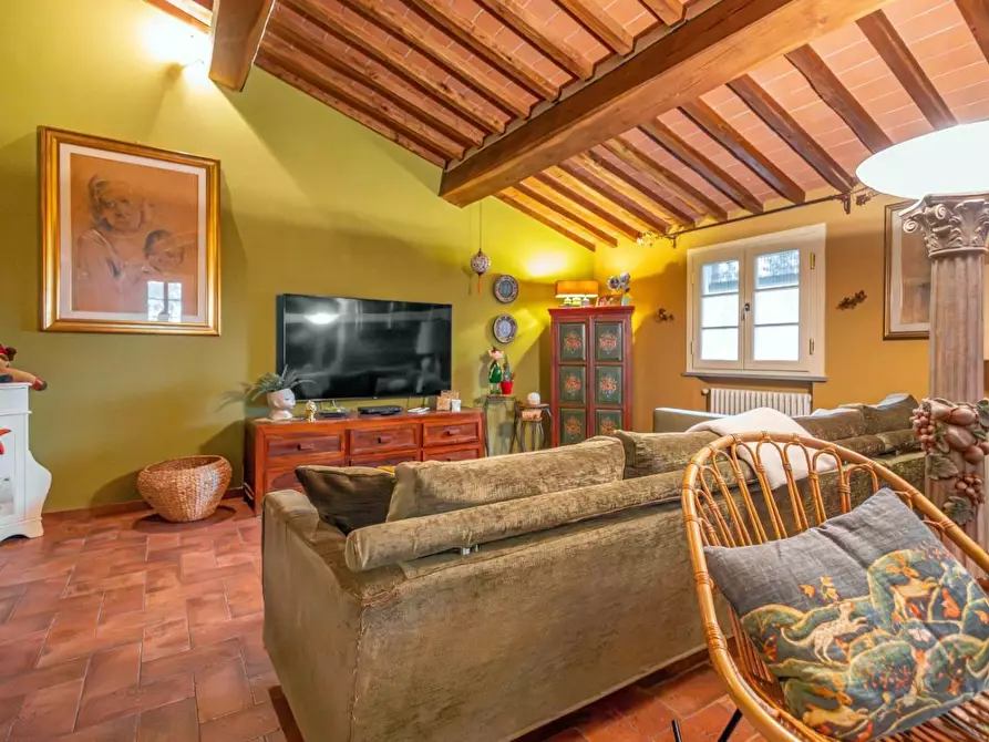 Immagine 34 di Villa in vendita  a Fucecchio