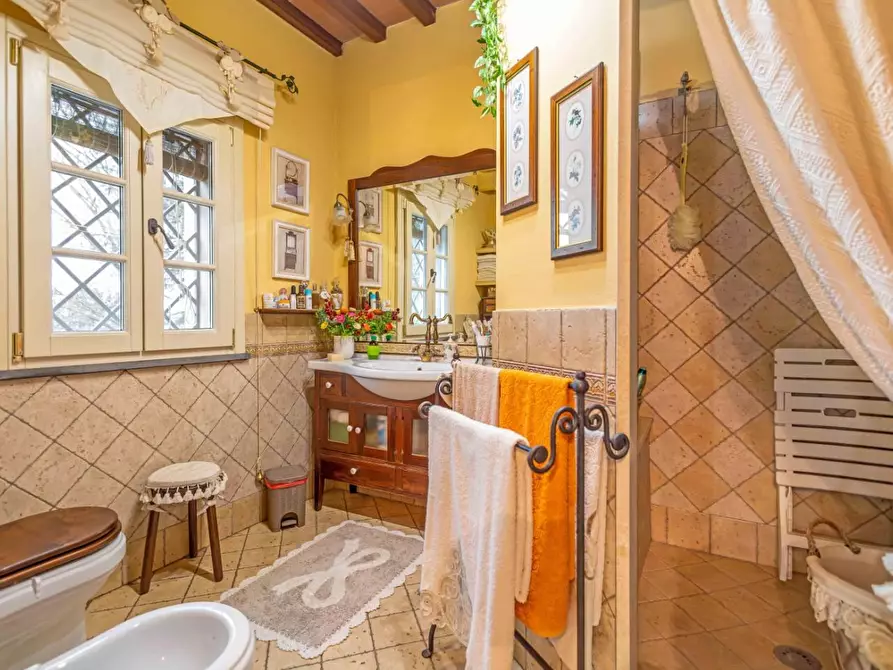 Immagine 31 di Villa in vendita  a Fucecchio