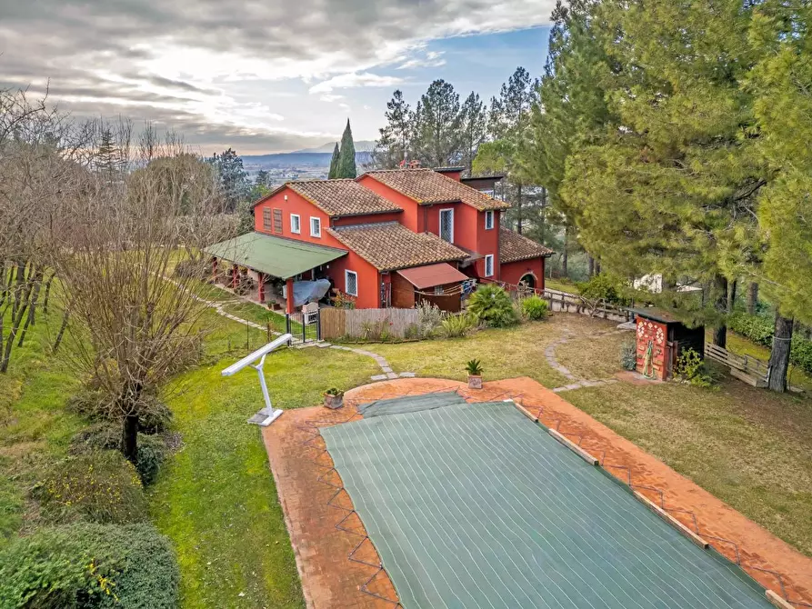 Immagine 18 di Villa in vendita  a Fucecchio