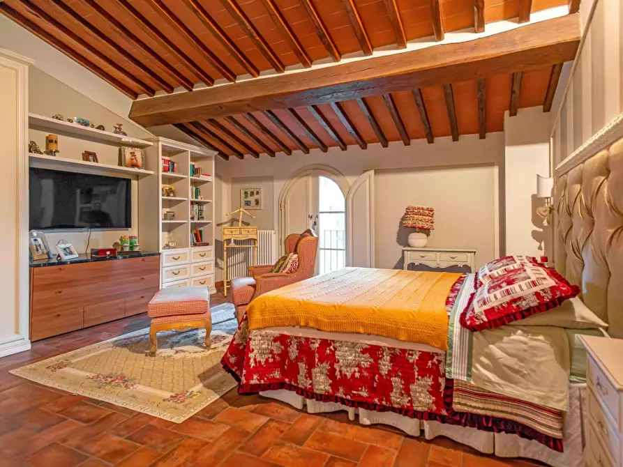 Immagine 40 di Villa in vendita  a Fucecchio