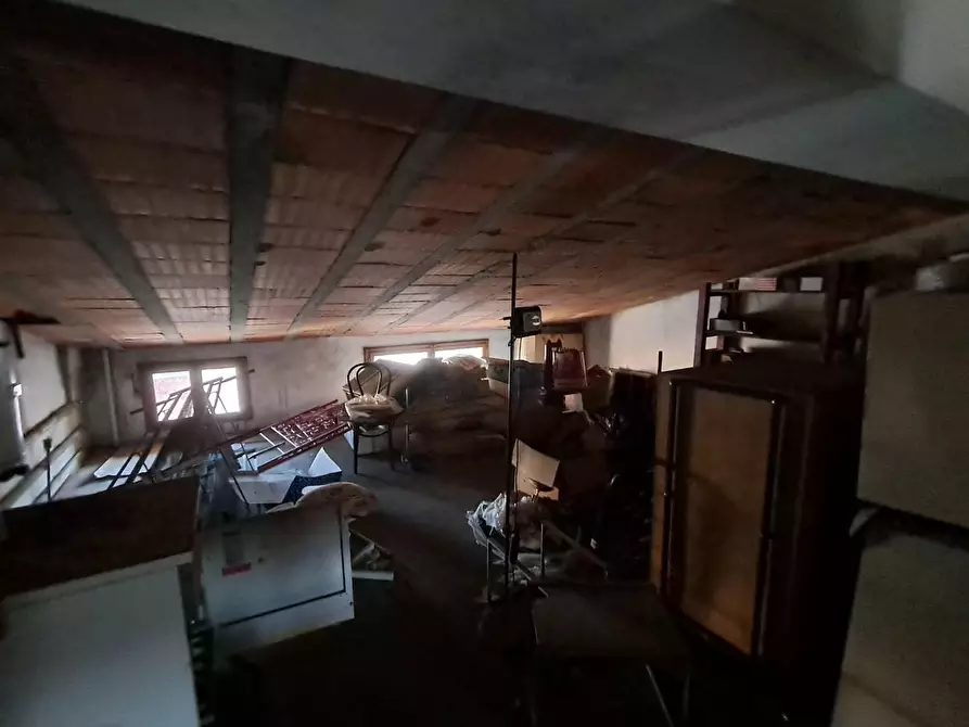 Immagine 22 di Appartamento in vendita  a Cascina