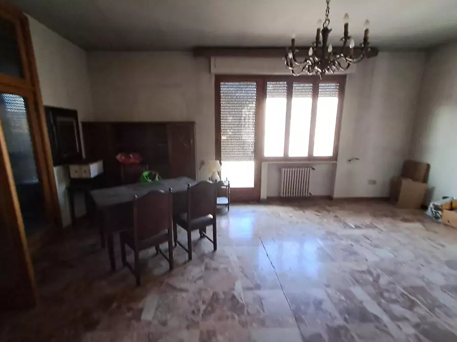 Immagine 8 di Appartamento in vendita  a Cascina