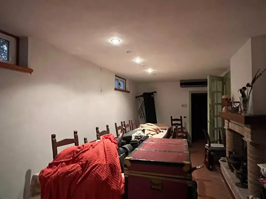 Immagine 9 di Villa in vendita  a Pietrasanta