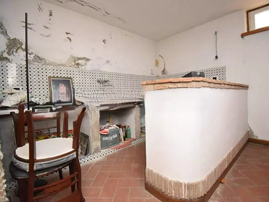 Immagine 11 di Villa in vendita  a Pietrasanta