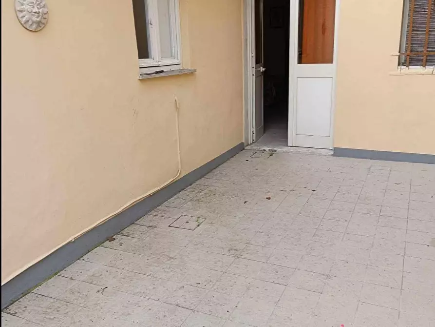 Immagine 9 di Appartamento in vendita  a Viareggio