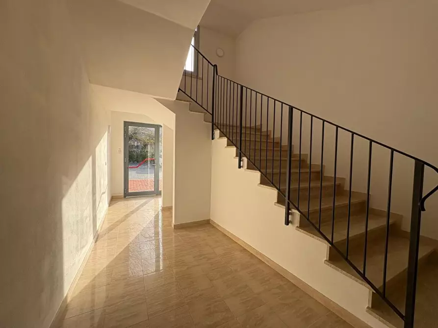 Immagine 5 di Appartamento in vendita  a San Giuliano Terme