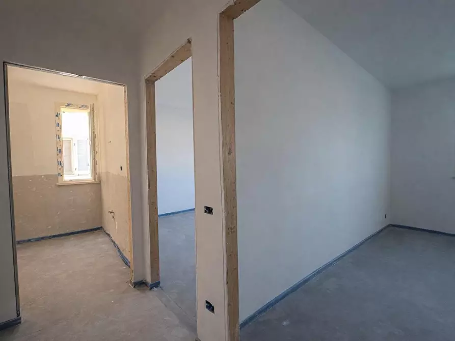 Immagine 18 di Appartamento in vendita  a San Giuliano Terme