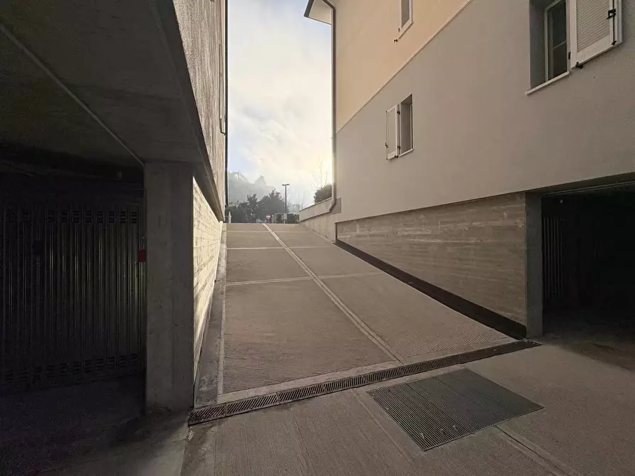 Immagine 39 di Appartamento in vendita  a San Giuliano Terme