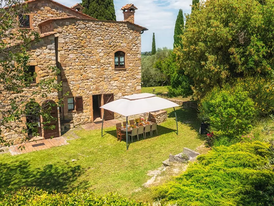 Immagine 3 di Villa in vendita  a Volterra